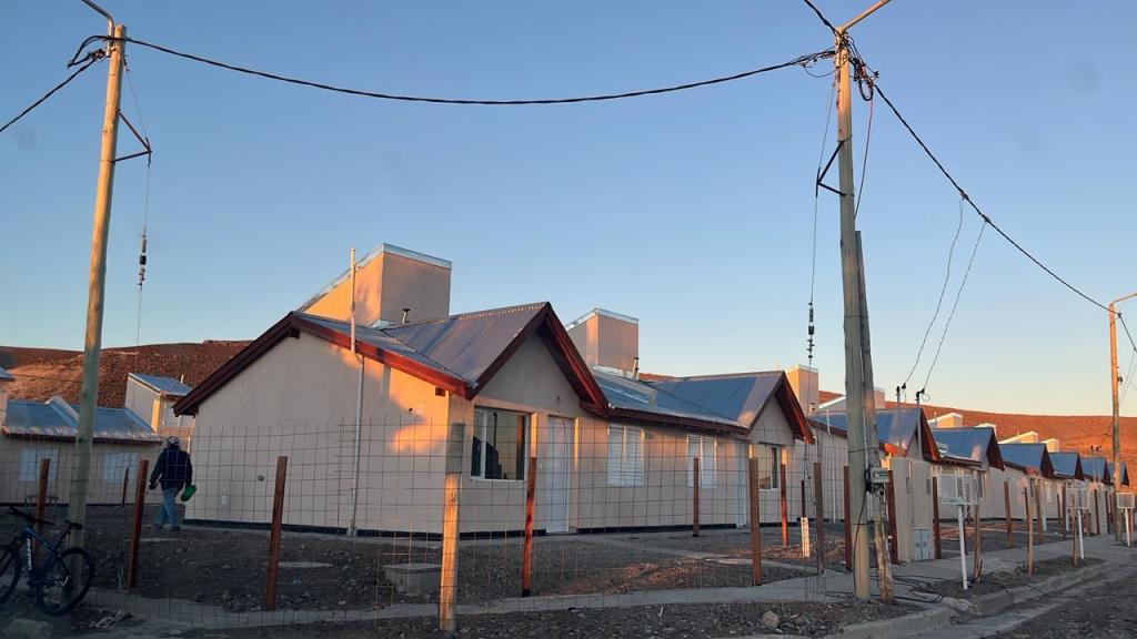 MÁS FAMILIAS CHUBUTENSES CERCA DEL SUEÑO DE LA CASA PROPIA EN RÍO&nbsp;MAYO
