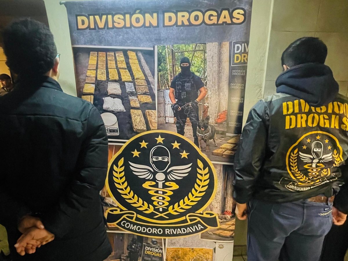 COMODORO RIVADAVIA: LA POLICÍA DEL CHUBUT DESARTICULÓ UNA ORGANIZACIÓN NARCO Y DETUVO A UN SOSPECHOSO QUE YA HABÍA SIDO EXPULSADO DEL&nbsp;PAÍS
