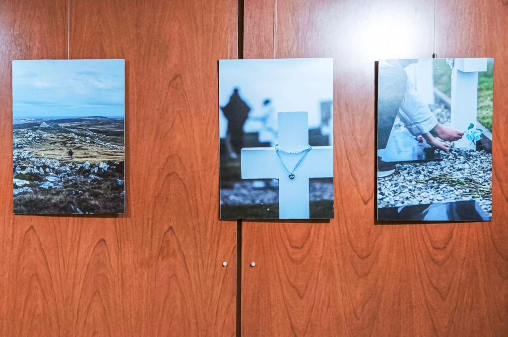 SE INAUGURÓ EN LA CASA DEL CHUBUT UNA MUESTRA FOTOGRÁFICA SOBRE MALVINAS