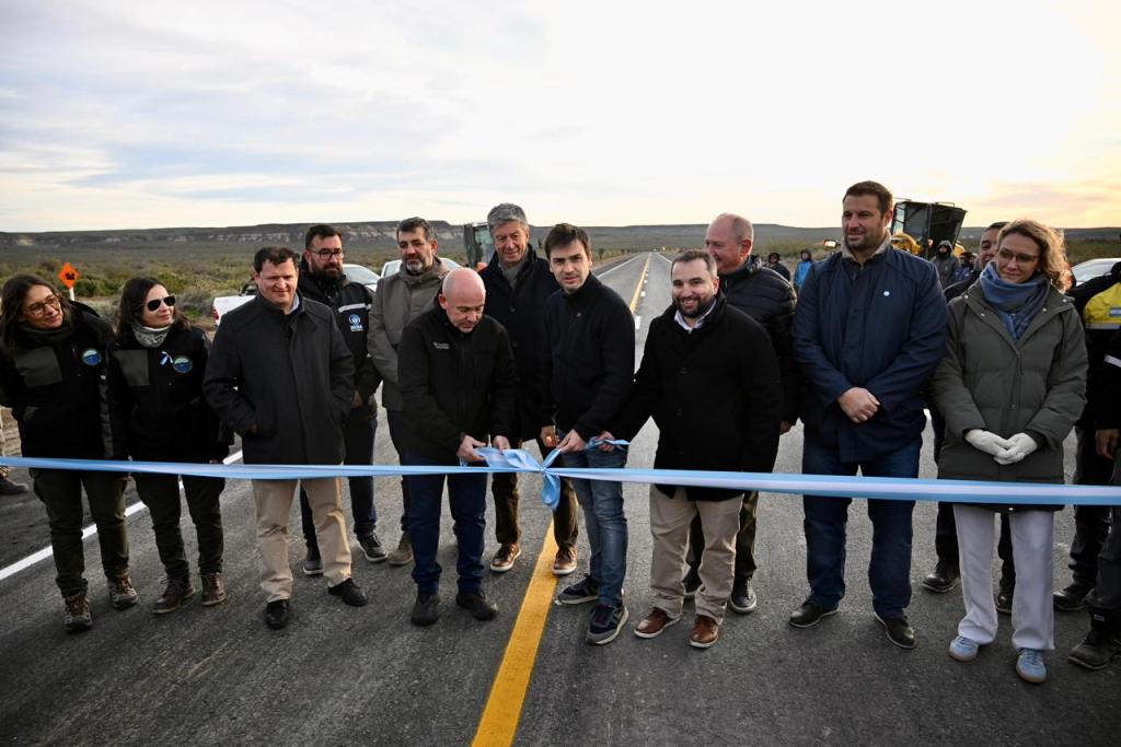 CON UNA INVERSIÓN DE CASI $8.000 MILLONES, PROVINCIA INAUGURÓ LA PAVIMENTACIÓN TOTAL DEL ACCESO A PLAYA EL DORADILLO