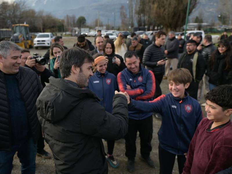 PLAN GALINA: COMIENZA LA CONSTRUCCIÓN DEL NUEVO GIMNASIO MUNICIPAL DE EL HOYO DESPUÉS DE CUATRO AÑOS DE&nbsp;ESPERA