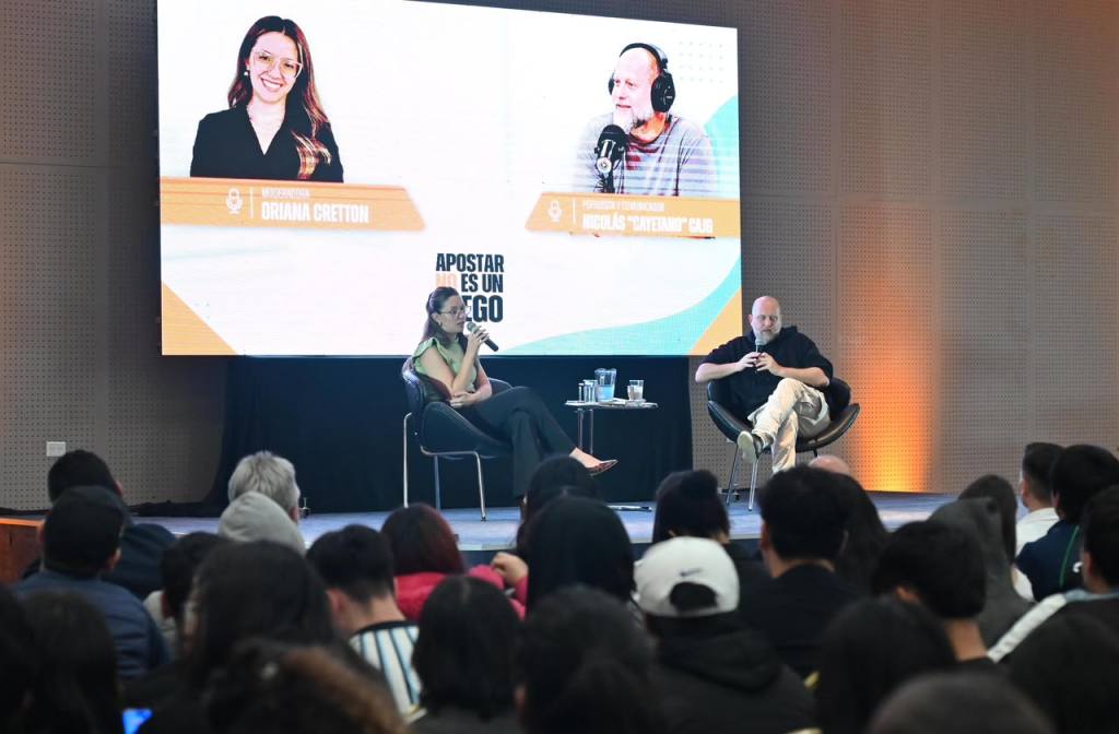 La charla “Apostar no es un juego” reunió a más de 1.200 estudiantes del Valle
