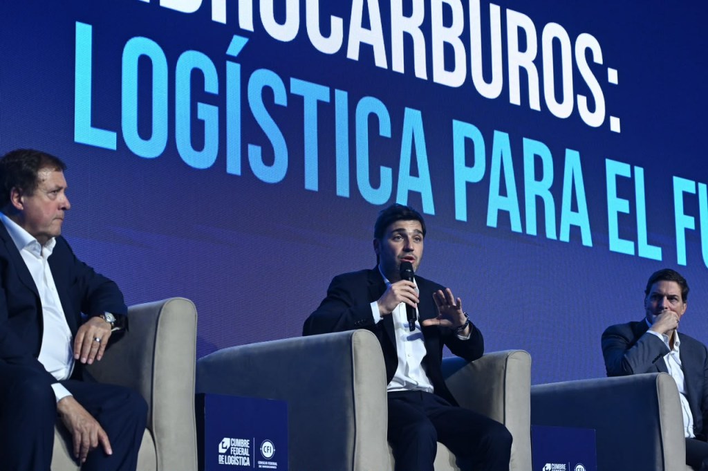 Cumbre Federal de Logística: Torres destacó el acuerdo de competitividad de Chubut como modelo para impulsar&nbsp;inversiones