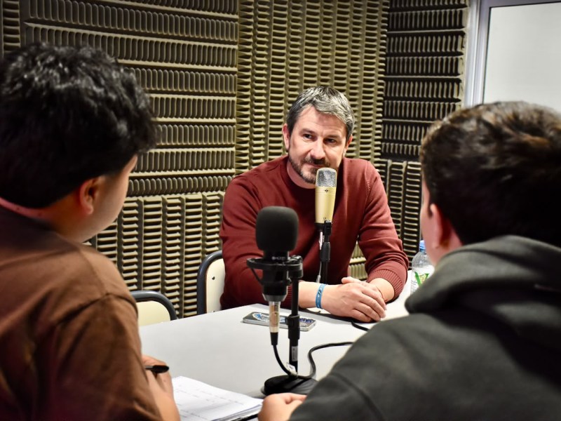 ESTUDIANTES DE LA ESCUELA Nº7721 INVITARON AL INTENDENTE MERINO A HABLAR SOBRE&nbsp;TRELEW